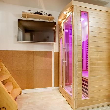 Flat For 4 Located In The Heart Of Paris Exterior foto